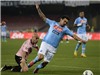 Bóng đá anh, ngoại hạng anh, lịch thi đấu euro 2012, Cuộc đua Champions League ở Serie A: Napoli “số” sướng